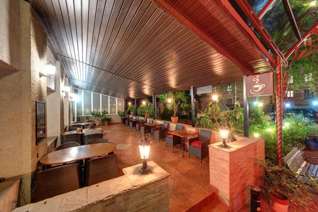 Aleksandria Hotel Kiev Bagian luar foto