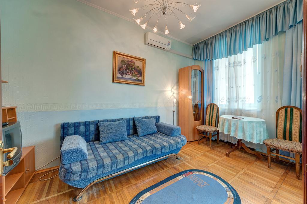 Aleksandria Hotel Kiev Bagian luar foto