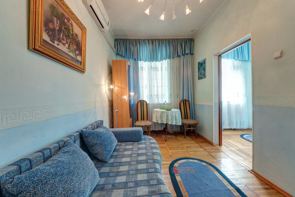Aleksandria Hotel Kiev Bagian luar foto
