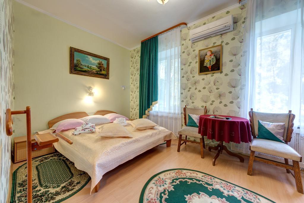 Aleksandria Hotel Kiev Bagian luar foto