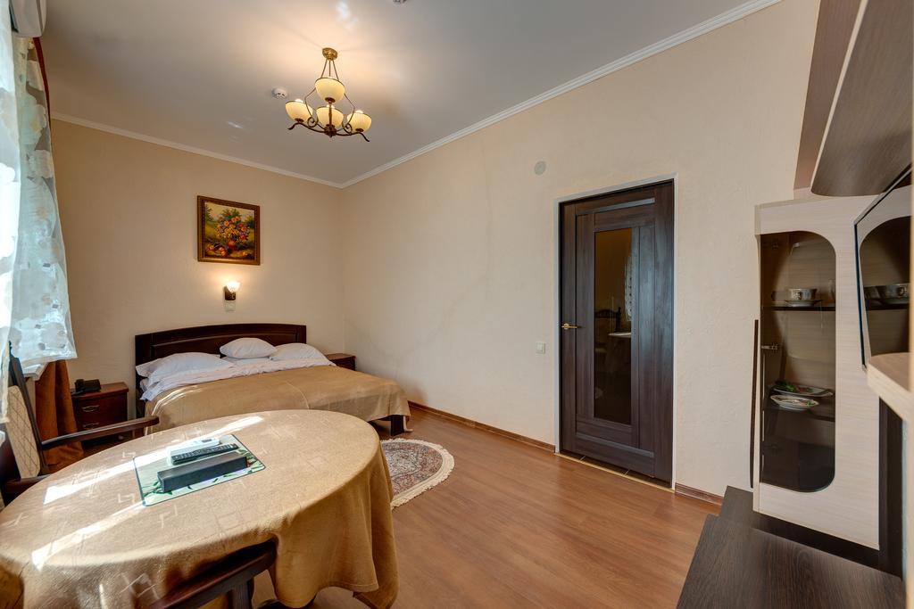 Aleksandria Hotel Kiev Bagian luar foto
