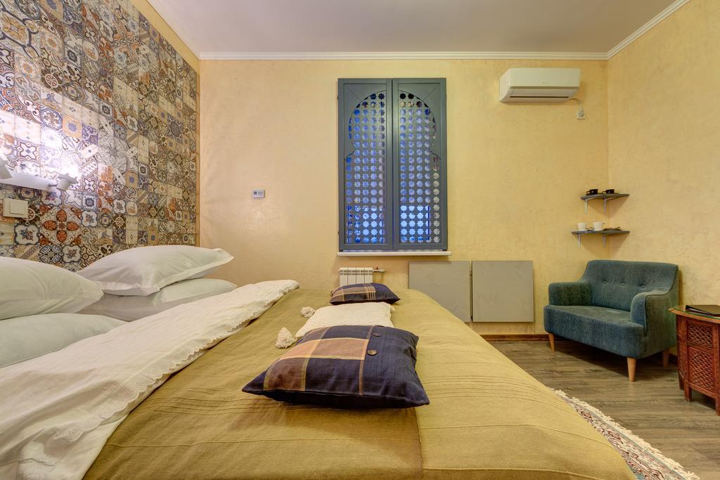 Aleksandria Hotel Kiev Bagian luar foto